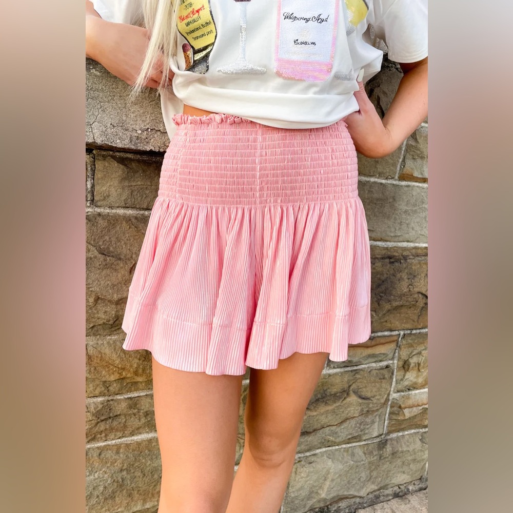 Queen of Sparkles Pink Metallic Ribbed Pleat Swing Shorts Small